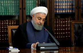روحاني يشيد بجهود القوات المسلحة باعتبارهم مدافعين عن الوطن وحماة الصحة