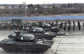 روسيا تكشف عن إجراء اختبارات لأحدث دبابات العالم في سوريا
