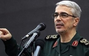 رئيس الاركان الايرانية: تصدينا لتهديدات الاميركيين بقوة واقتدار