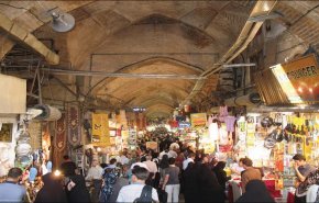 ايران : الإعلان عن عودة النشاطات الإقتصادية والمهنية