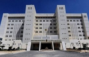 الخارجية السورية تتخذ قرار بشأن العمل بمكاتبها القنصلية في 3 محافظات
