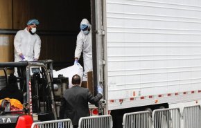 کرونا در نیویورک | کشف 60 جسد در چند کامیون؛ نگهداری اجساد با قالب‌های یخ