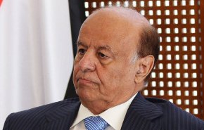 حكومة هادي تدعو تحالف العدوان لحمايتها بعد إعلان المجلس الانتقالي