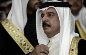 عصفور كفل زرزور.. المنامة تتغنى بـ'حرية الصحافة في البحرين'!