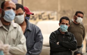 13 وفاة و393 إصابة جديدة بفيروس كورونا في مصر 
