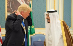 ترامب يبتز الملك السعودي مجدداً.. ماذا يريد هذه المرة؟