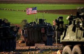 القوات الأمريكية تنشئ قاعدة لها بين الرقة ودير الزور
