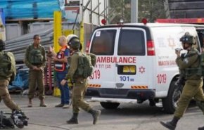 زخمی شدن یک نظامی صهیونیست در تل‌آویو
