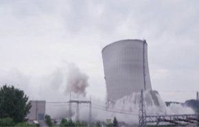 المانيا تهدم برجي طاقة نووية وتستبدلهما بطاقة شمسية