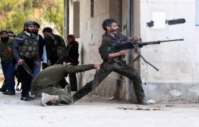 عندما تحتدم المعارك بين المسلحين في ريف حلب شمال سوريا!
