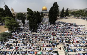غزة: فتح المساجد لأداء صلاة الجمعة فقط و صلاة عيد الفطر