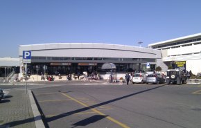 إيطاليا تعلن موعد إعادة فتح المطارات
