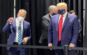حمله ترامپ به رسانه‌ها: نمی‌گذارم من را با ماسک ببینند
