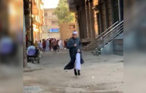 الأزهر يحيل الإمام المزيف للتحقيق بعد فيديو فراره من الشرطة