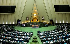 شاهد: البرلمان الإيراني يفتتح دورته الـ11
