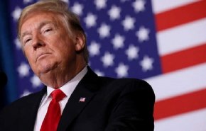 ترامب يجدد مزاعمه: فيروس كورونا هدية 