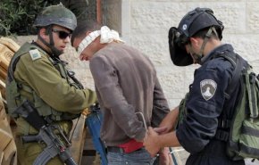 الاحتلال يعتقل 21 فلسطينيا من الضفة