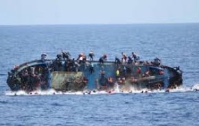 مصرع 13 شخصا إثر غرق قارب في موزمبيق