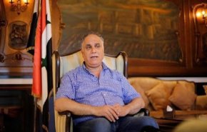 رئيسة جمعية حماية المستهلك تبكي أمام وزير سوري
