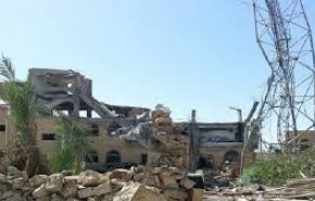 تصاویری از ویرانی ایستگاه مخابراتی یمن بر اثر حملات سعودی ها