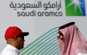 أرامكو السعودية تستكمل صفقة استحواذها على 70% من سابك