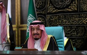 السعودية ترفع حظر التجول وتستمر في تعليق العمرة