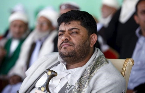 الحوثي يحذر من نهب قوى العدوان لنفط اليمن