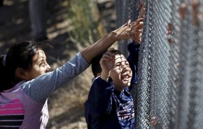 قاضی فدرال به ترامپ برای آزاد کردن کودکان پناهجو ضرب‌الاجل داد
