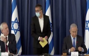 تصاعد الخلافات.. نتنياهو يضع غانتس في موقف محرج!