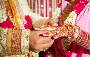 رئيس الوزراء الهندي يفرق بين عروسين قبل الزفاف!