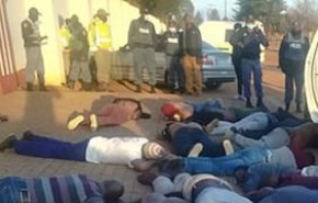 تیراندازی و گروگانگیری در کلیسایی در آفریقای جنوبی 5 کشته برجای گذاشت
