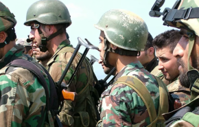 فيديو يوثق لحظة هروب مشاة الجيش الأمريكي من مواجهة جنود سوريين