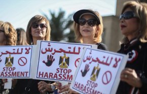 شاهد: تفاعل مع قضية التحرش يطال مواقع التواصل في مصر