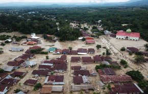 اندونيسيا.. السيول تقتل 30 وتشرد المئات 
