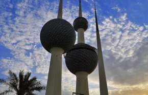الكشف عن تجاوزات مالية كبيرة بالقطاع النفطي الكويتي