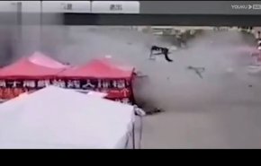 لحظات مُرعبة من إنفجار غامض بالصين + فيديو