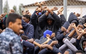 عشرات الآلاف يواجهون الهلاك... مخاوف بشأن المهاجرين في ليبيا 