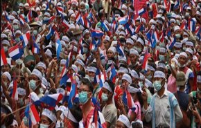 تظاهرات هزاران نفری در میانمار علیه ارتش