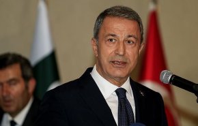 وزیر دفاع ترکیه: بدون توقف حمایت‌ها از حفتر، لیبی روی ثبات را نخواهد دید
