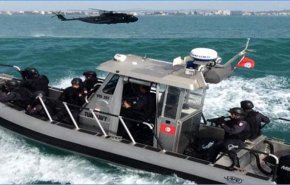 البحرية التونسية تنقذ 70 مهاجرا بينهم 5 نساء و4 رضع