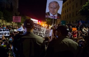 شاهد.. تصاعد الاحتجاجات ضد نتنياهو، والمطالبات باستقالته 