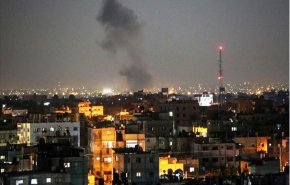 فیلم| لحظه حمله جنگنده های رژیم صهیونیستی به موضع مقاومت در شمال نوار غزه 