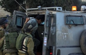 اعتقالات بالضفة والقدس ومستوطنون يصيبون فلسطينيا بنابلس