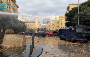 شاهد: اضطرابات وأعمال شغب بمحيط البرلمان اللبناني