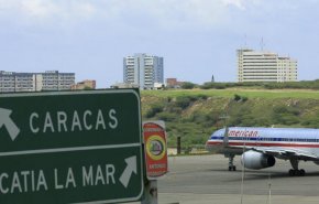 فنزويلا تجدد حظر الرحلات الجوية التجارية 
