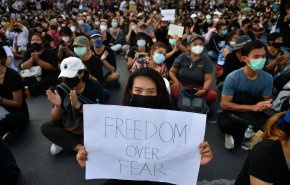 انطلاق إحتجاجات مناهضة للحكومة في بانكوك