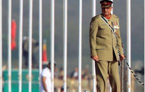 قائد الجيش الباكستاني يصل الى السعودية
