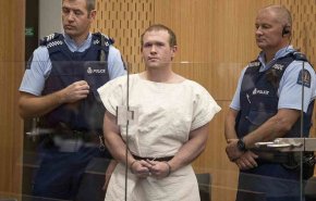 القاتل والضحايا وجهاً لوجه..محاكمة منفذ مجزرة المسجدين بنيوزيلندا غدا