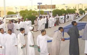 شاهد.. ازمة البطالة تعصف بالمجتمع السعودي