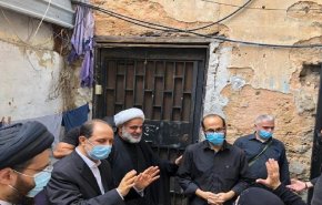 مكتب آية الله السيستاني يقدم مساعدات لمتضرري انفجار بيروت